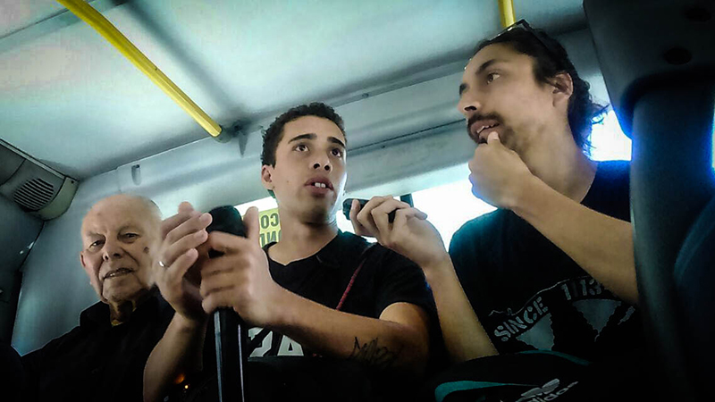 ELINDIGENTE CHARRUAS CREW LA CELDA DE BOB