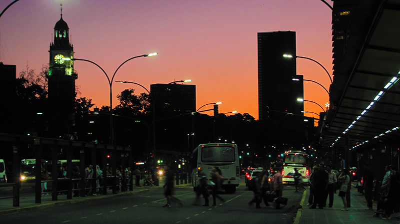 LACELDADEBOB-EN-ARGENTINA-07
