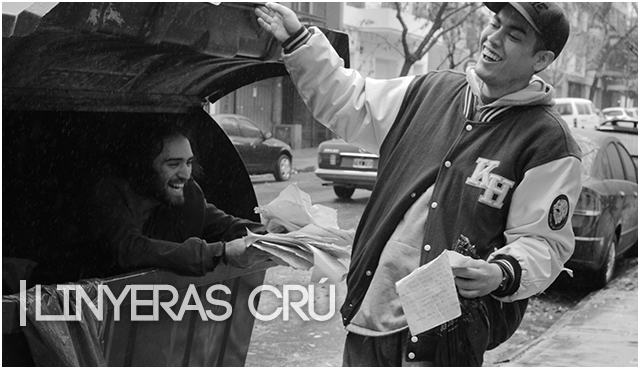 #LaceldadebobEnArgentina | Linyeras Cru presentan "Con la Bolsa Al Hombro"