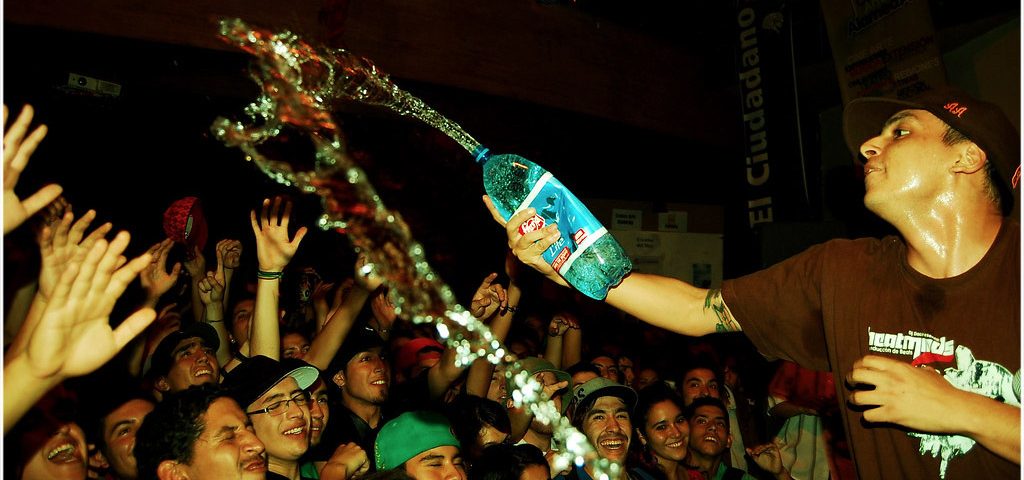 La cultura no se apaga: El rap nacional saca la cara con festival de dos días por la reconstrucción de Centro Arte Alameda.