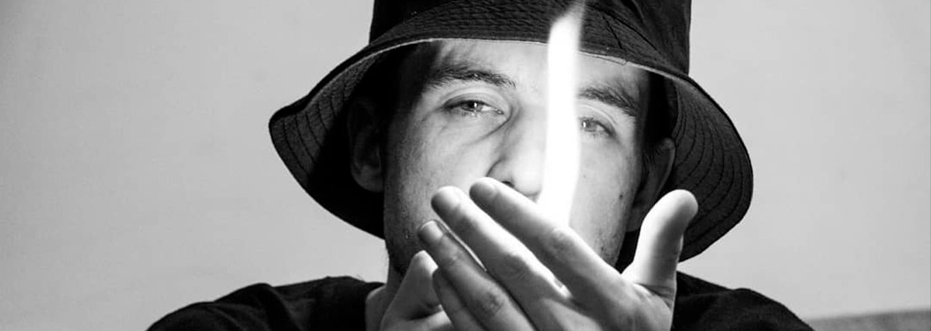 “Blabberastic Semantics” de BlabberMouf & Sneadr ya está en las calles y lo celebran con vídeo triple.