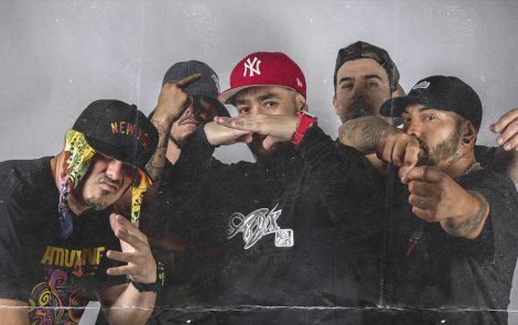El plan maestro de los 6 Siniestro Crew en su debut discográfico